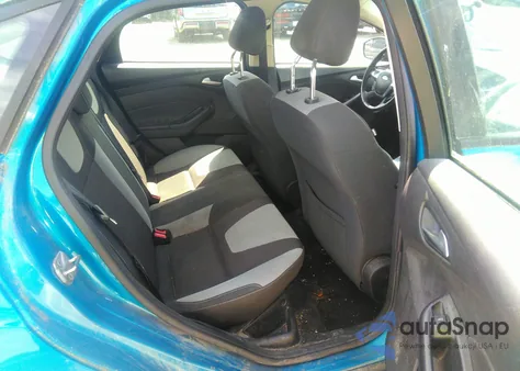 2012 Ford Focus Se z USA, uszkodzony, nr VIN 1FAHP3F25CL182215